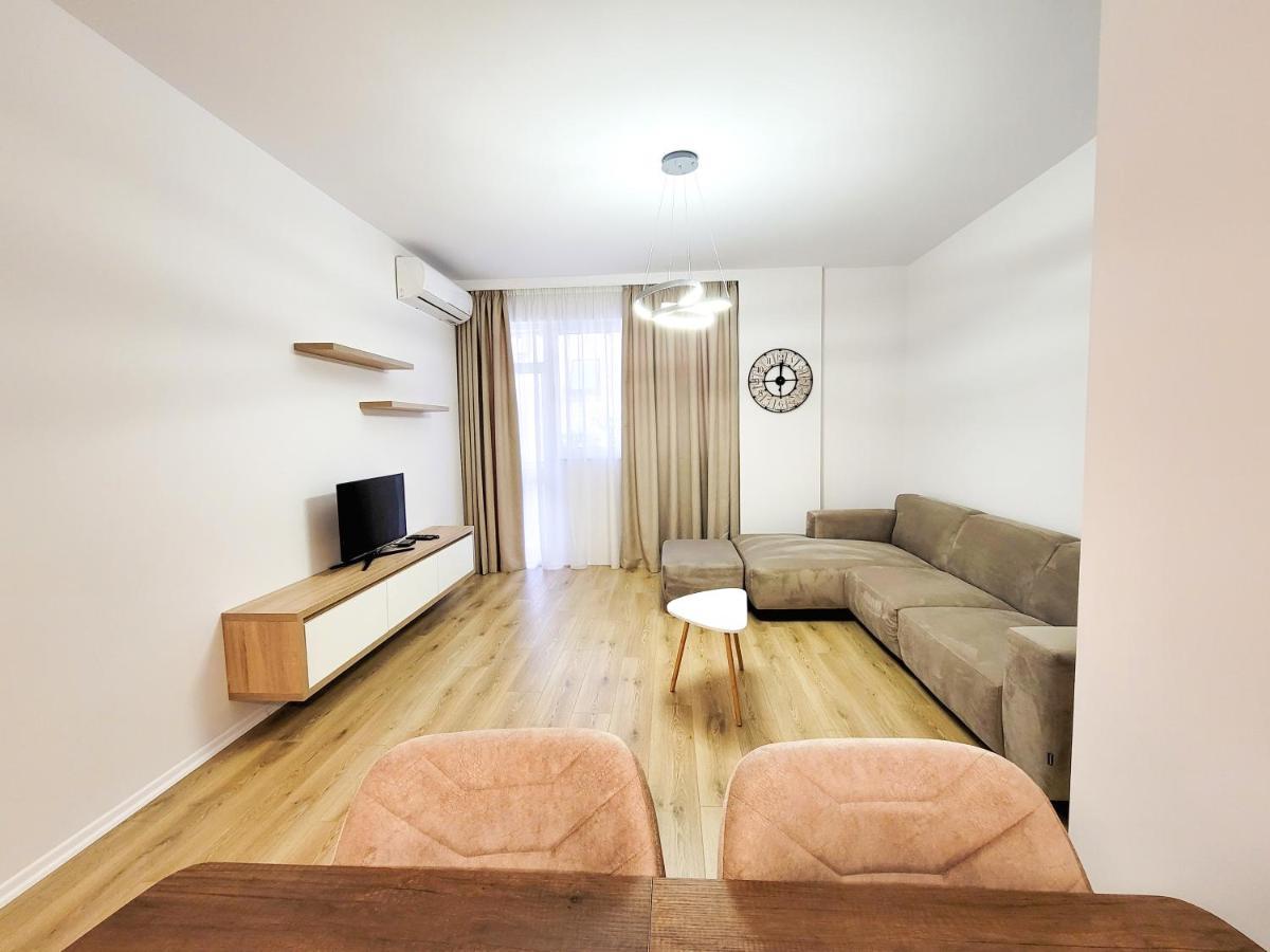 Urban Nest On Boulevard Tirana Exterior foto
